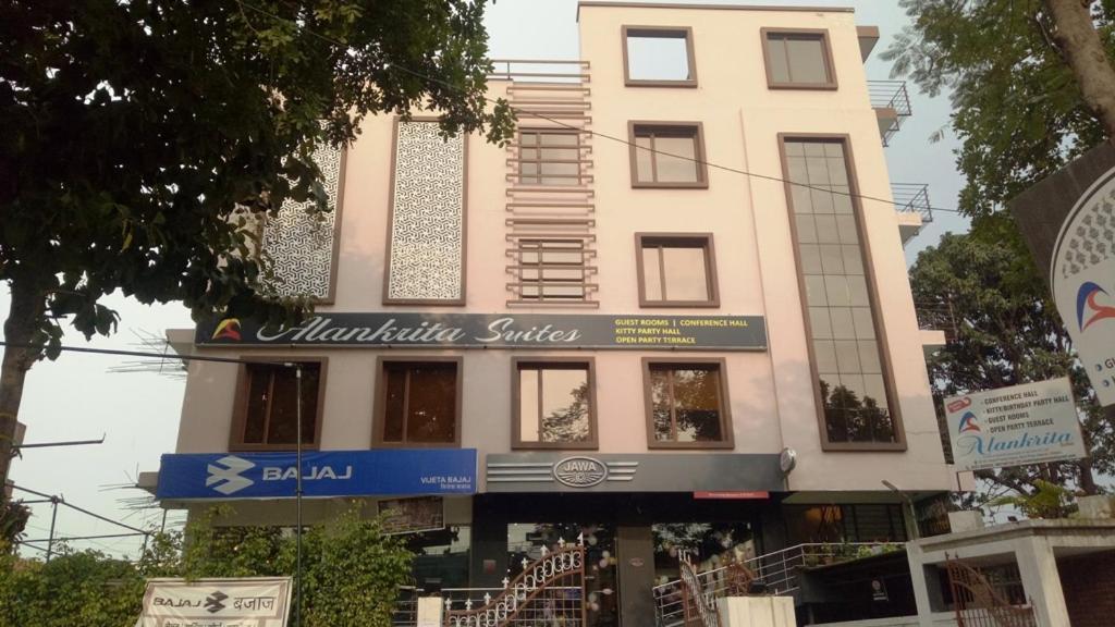 Alankrita Suites & Party Halls 密拉特 外观 照片