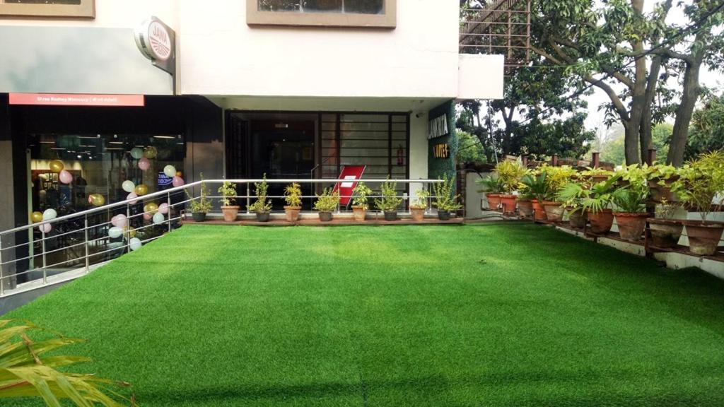 Alankrita Suites & Party Halls 密拉特 外观 照片