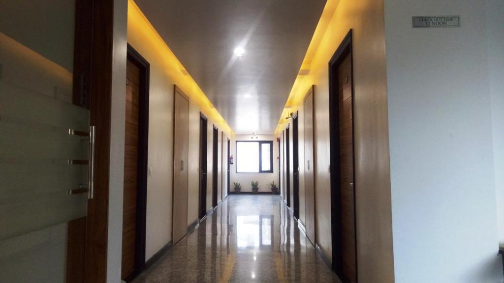 Alankrita Suites & Party Halls 密拉特 外观 照片