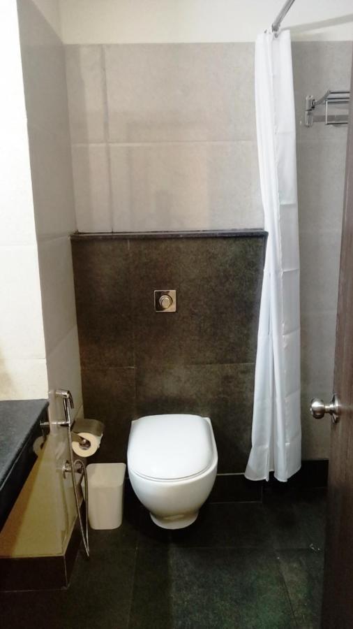 Alankrita Suites & Party Halls 密拉特 外观 照片